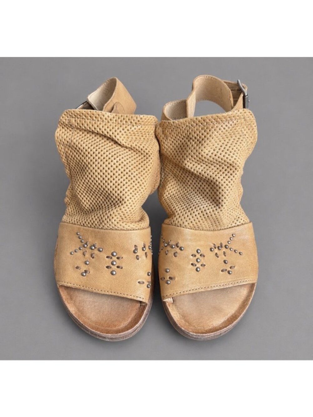 MIZ MOOZ Womens Size 38/US 7.5-8 Fifi Beige Leather Flat Sandals